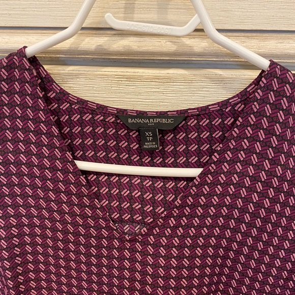 Barely worn in perfect condition Banana Republic top - Picture 6 of 7